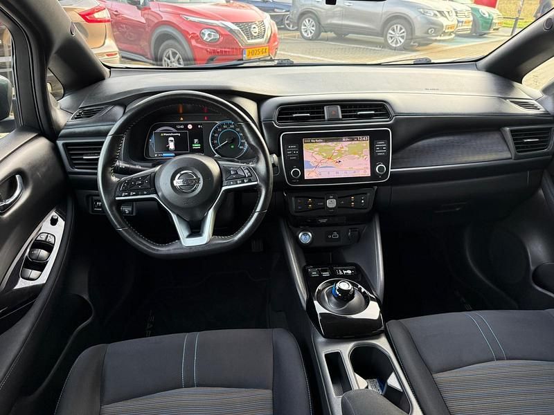 Occasion Nissan Leaf Acenta 80 kW (109 PK) 2021 Grijs Hatchback