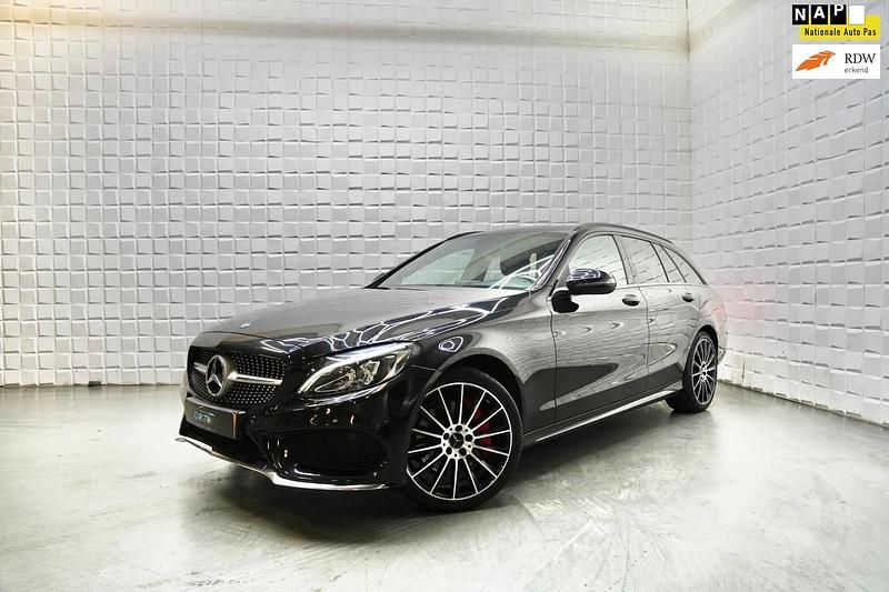 Zwart (metallic) Gebruikt 2016 Mercedes C350 AMG Stationwagen | € 17.999 (Eerlijke prijs) - Afbeelding 1/4