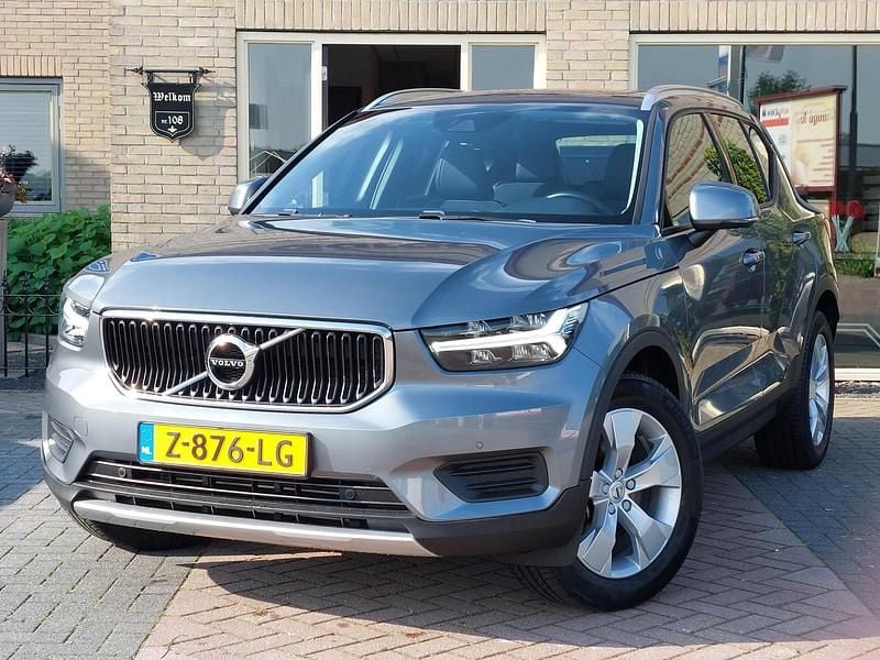 Grijs Occasion 2024 Volvo XC40 R-Design SUV | € 27.700 (Super prijs) - Afbeelding 1/4