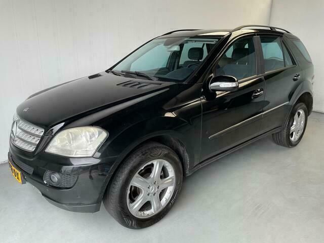 Occasion Mercedes 280 189 PK (139 kW) 2006 Zwart SUV