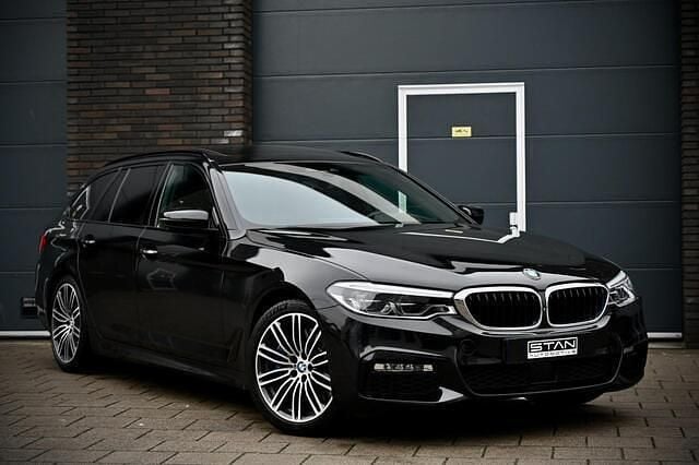 Occasion BMW 540 Executive 340 PK (250 kW) 2017 Zwart (metallic) Stationwagen