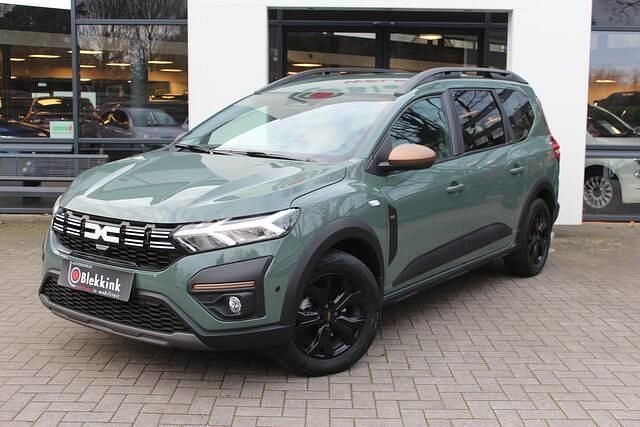 Occasion Dacia Jogger Extreme 141 PK (103 kW) 2025 Groen MPV