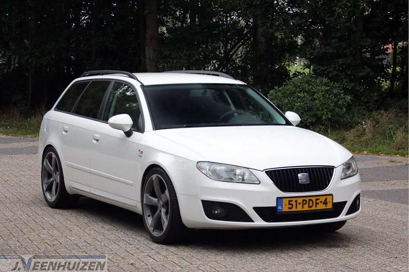 Wit Gebruikt 2011 Seat Exeo Comfort Stationwagen | € 3.999 (Eerlijke prijs) - Afbeelding 1/4