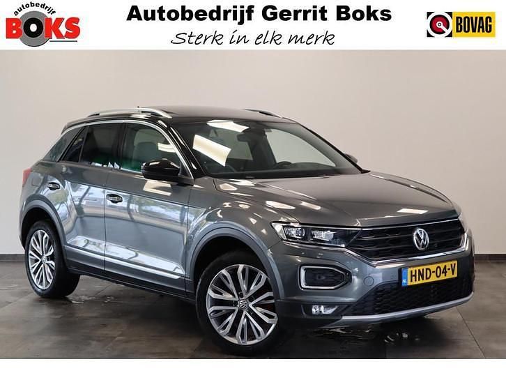 Grijs Gebruikt 2020 VW T-Roc Sport SUV | € 25.950 (Eerlijke prijs) - Afbeelding 1/3