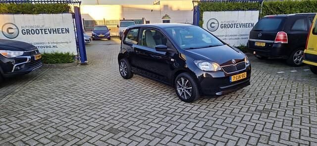 Zwart Gebruikt 2015 Skoda Citigo Active Hatchback | € 4.995 (Goede deal) - Afbeelding 1/4