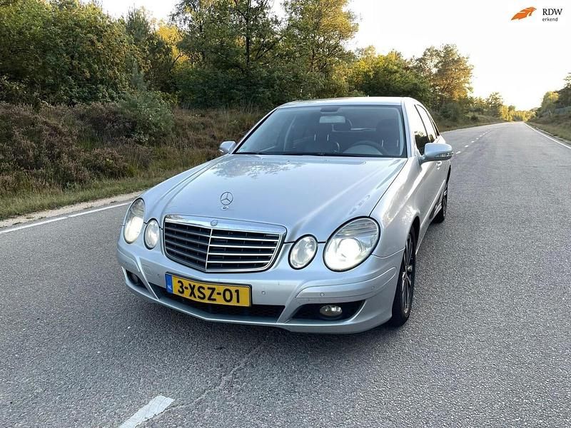 Occasion Mercedes E200 Avantgarde 136 PK (100 kW) 2007 Grijs Sedan