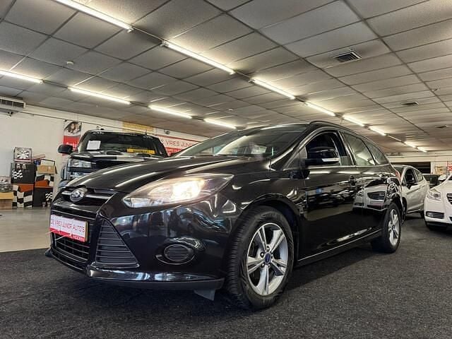 Zwart Occasion 2014 Ford Focus Stationwagen | € 3.250 (Goede deal) - Afbeelding 1/4