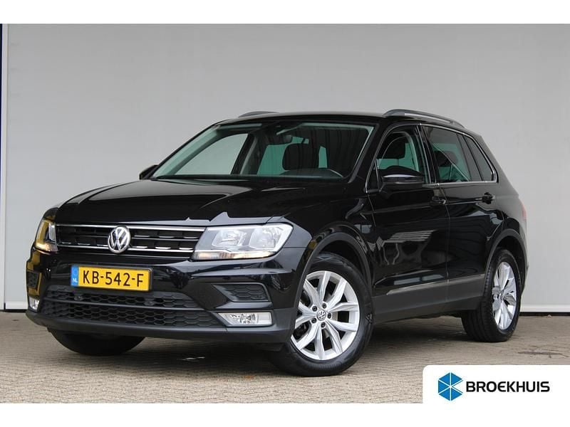 Zwart Gebruikt 2016 VW Tiguan SUV | € 20.395 (Eerlijke prijs) - Afbeelding 1/4