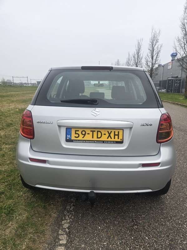 Afbeelding 2/4