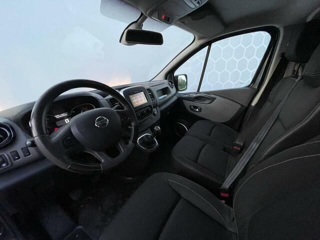 Occasion Nissan NV300 121 PK (88 kW) 2017 Zwart Van