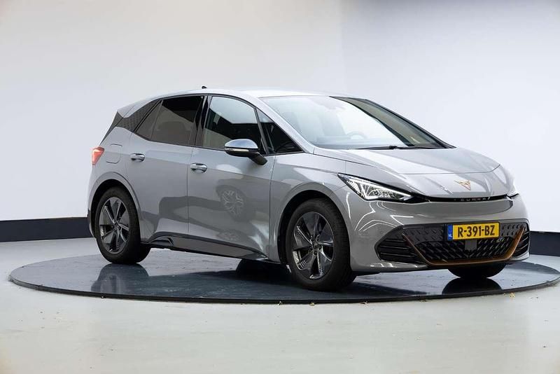 Grijs Occasion 2022 Cupra Born Hatchback | € 21.950 (Eerlijke prijs) - Afbeelding 1/4