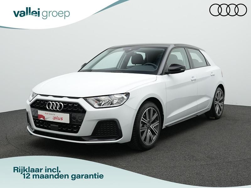 Wit Gebruikt 2024 Audi A1 Sportback Advanced Hatchback | € 26.900 (Eerlijke prijs) - Afbeelding 1/4
