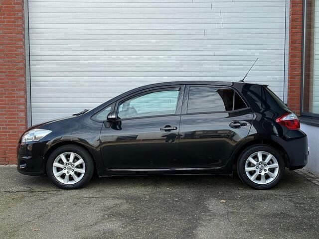 Occasion Toyota Auris 132 PK (97 kW) 2010 Zwart (metallic) Hatchback