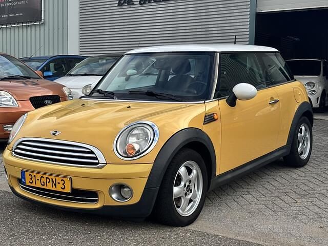 Occasion Mini Cooper Pepper 120 PK (88 kW) 2008 Geel Hatchback