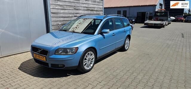 Blauw Gebruikt 2004 Volvo V50 Stationwagen | € 2.950 (Eerlijke prijs) - Afbeelding 1/4