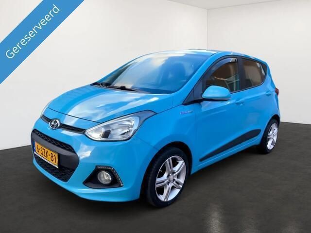 Blauw Occasion 2014 Hyundai i10 Comfort Hatchback | € 5.500 (Eerlijke prijs) - Afbeelding 1/4