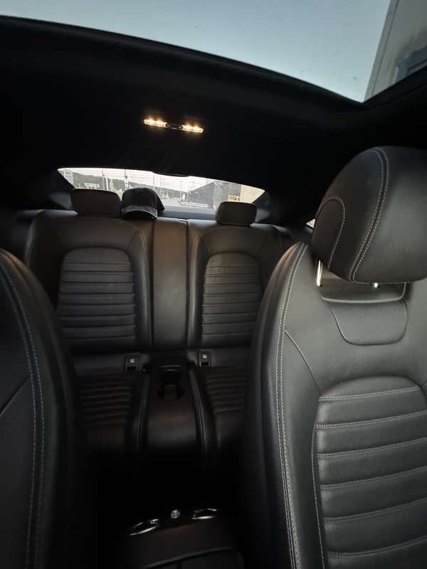 Grijs Gebruikt 2016 Mercedes C250 Prestige Coupé | € 27.500 (Eerlijke prijs) - Afbeelding 1/4