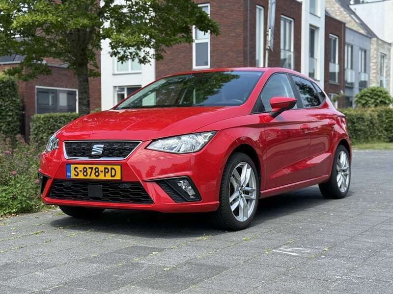 Rood Gebruikt 2020 Seat Ibiza Hatchback | € 11.495 (Super prijs) - Afbeelding 1/4