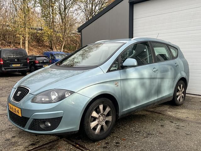 Blauw Gebruikt 2009 Seat Altea XL Style MPV | € 2.750 - Afbeelding 1/4