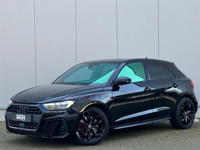 Zwart Gebruikt 2019 Audi A1 Sportback Edition .1 Hatchback | € 22.950 (Super prijs) - Afbeelding 1/4