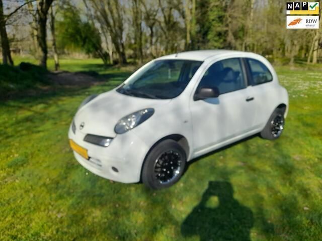 Wit Gebruikt 2010 Nissan Micra Hatchback | € 3.290 (Eerlijke prijs) - Afbeelding 1/4