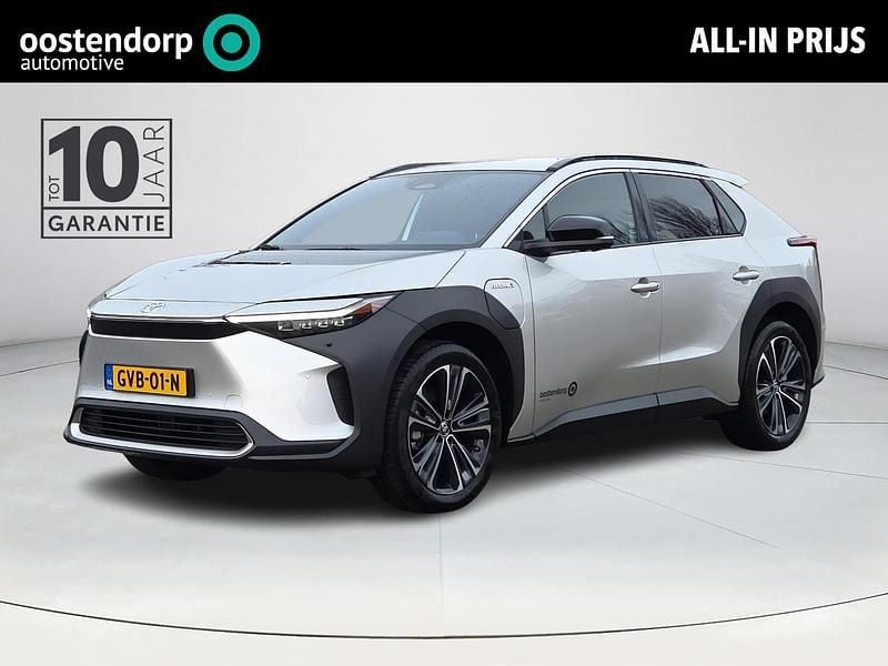 Grijs Occasion 2024 Toyota bZ4X Premium SUV | € 39.949 (Eerlijke prijs) - Afbeelding 1/4