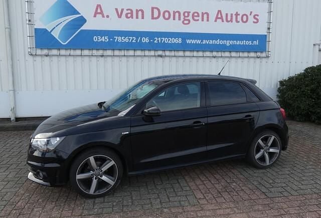Zwart Gebruikt 2013 Audi A1 Proline Hatchback | € 7.495 (Super prijs) - Afbeelding 1/4