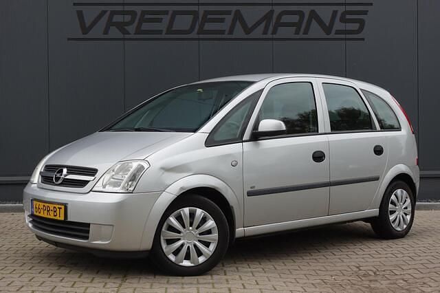 Grijs Gebruikt 2004 Opel Meriva MPV | € 650 (Goede deal) - Afbeelding 1/4