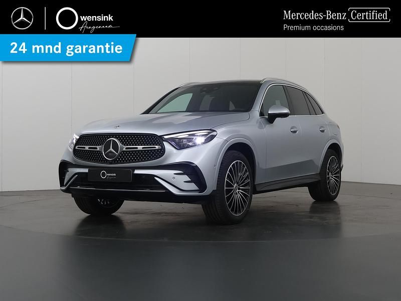 Zilver Gebruikt 2025 Mercedes GLC300e Sport Edition SUV | € 76.850 (Duur) - Afbeelding 1/4