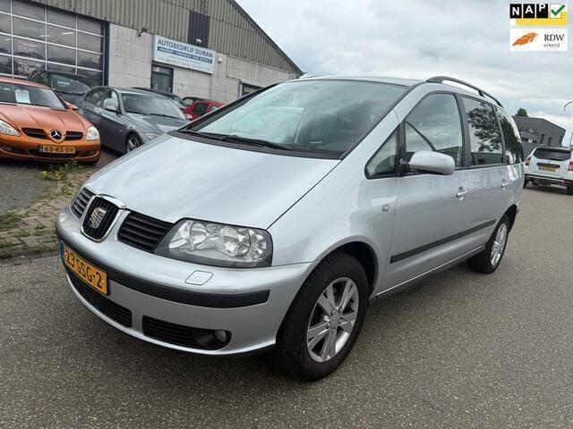Grijs Gebruikt 2008 Seat Alhambra Style MPV | € 2.250 (Goede deal) - Afbeelding 1/4