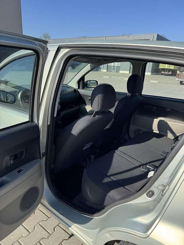 Occasion Daihatsu Sirion 87 PK (63 kW) 2005 Beige Hatchback