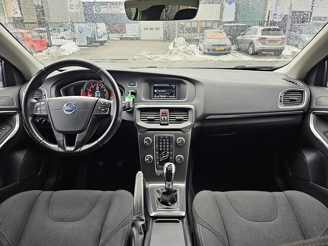 Occasion Volvo V40 Summum 120 PK (88 kW) 2014 Blauw Hatchback