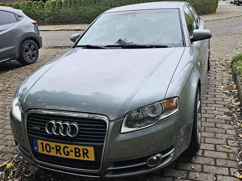 Grijs Gebruikt 2005 Audi A4 Proline Sedan | € 9.995 - Afbeelding 1/4
