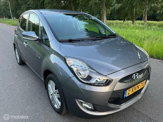 Occasion Hyundai ix20 GO! 90 PK (66 kW) 2014 Grijs Hatchback