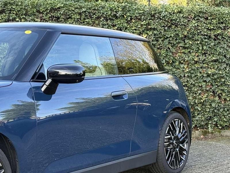 Occasion Mini Cooper 189 kW (258 PK) 2024 Blauw Hatchback