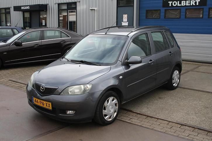 Occasion Mazda 2 Touring 80 PK (58 kW) 2004 Grijs Hatchback