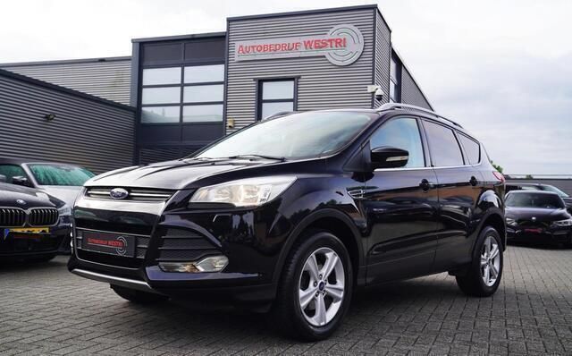 Zwart Gebruikt 2016 Ford Kuga Trend SUV | € 8.595 (Super prijs) - Afbeelding 1/4