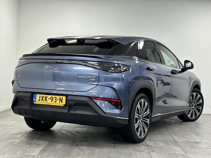 Nieuw BYD Sealion 7 11 kW (15 PK) 2026 Grijs SUV