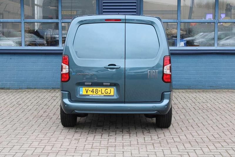 Occasion Citroën Berlingo 100 kW (136 PK) 2025 Blauw MPV