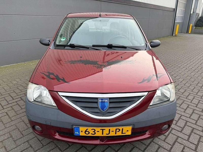 Occasion Dacia Logan Lauréate 87 PK (63 kW) 2006 Rood Sedan