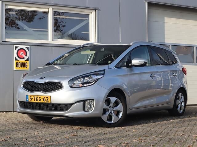 Grijs Gebruikt 2014 Kia Carens MPV | € 8.950 (Goede deal) - Afbeelding 1/4