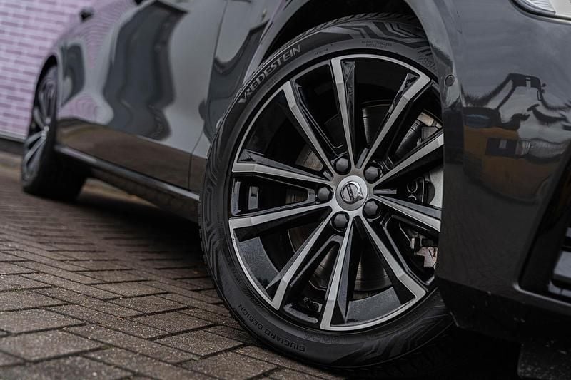 Occasion Volvo V60 Plus 350 PK (257 kW) 2025 Grijs Stationwagen