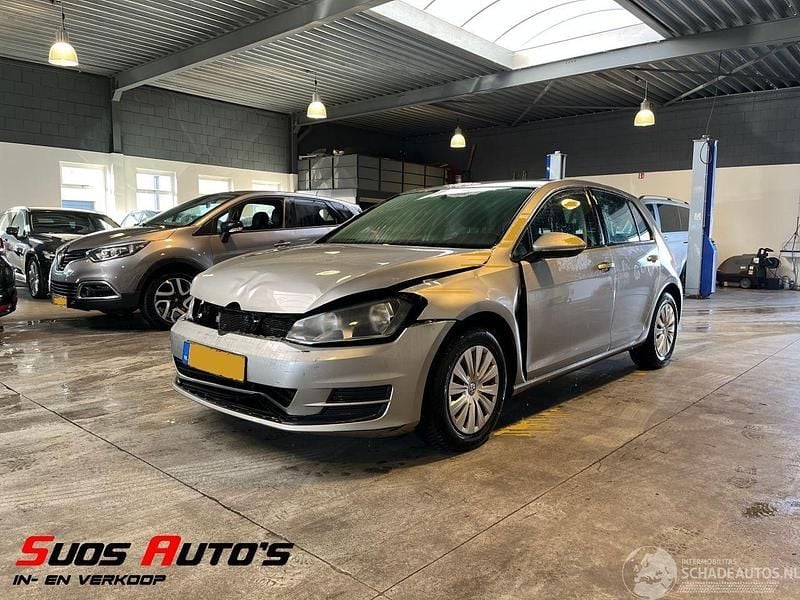 Grijs Occasion 2013 VW Golf VII Comfortline Hatchback | € 4.550 (Goede deal) - Afbeelding 1/4