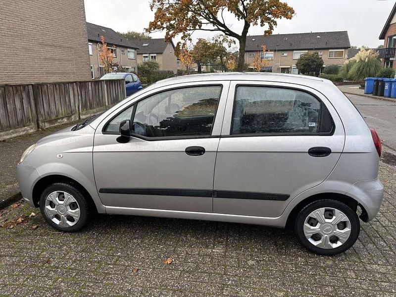 Grijs Gebruikt 2007 Chevrolet Matiz Hatchback | € 1.500 (Eerlijke prijs) - Afbeelding 1/4