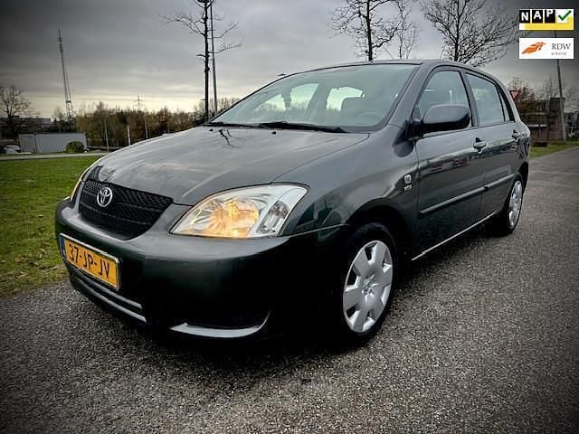 Grijs Gebruikt 2002 Toyota Corolla Terra Hatchback | € 2.850 (Eerlijke prijs) - Afbeelding 1/4