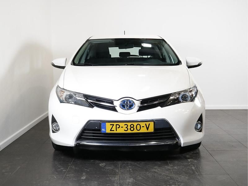 Occasion Toyota Auris 101 PK (74 kW) 2014 Wit Hatchback