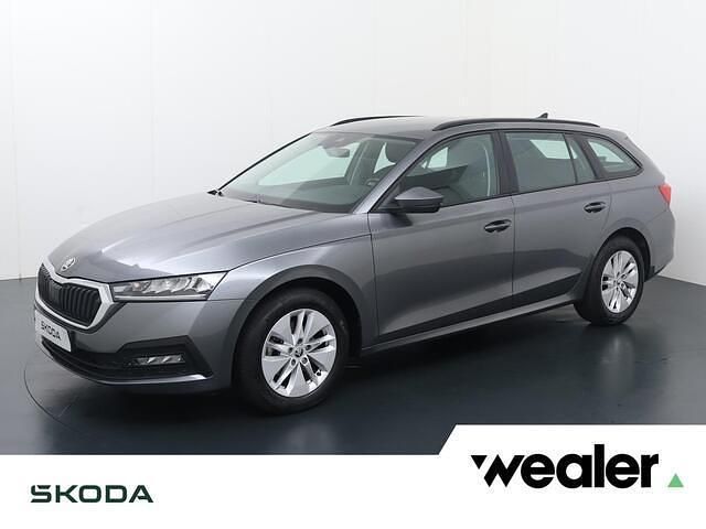 Grijs Gebruikt 2023 Skoda Octavia Ambition Stationwagen | € 23.840 (Eerlijke prijs) - Afbeelding 1/4