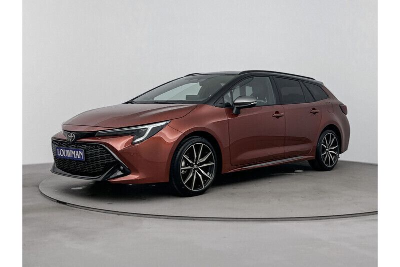Nieuw 2025 Toyota Corolla Sport Stationwagen | € 48.712 - Afbeelding 1/1
