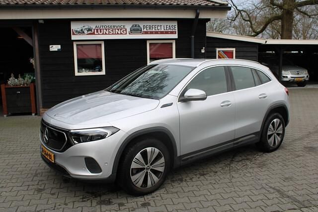 Occasion Mercedes EQA250 Business 140 kW (191 PK) 2021 Grijs SUV