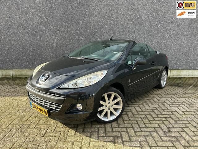 Zwart Gebruikt 2011 Peugeot 207 CC Roland Garros Cabriolet | € 4.995 (Eerlijke prijs) - Afbeelding 1/4